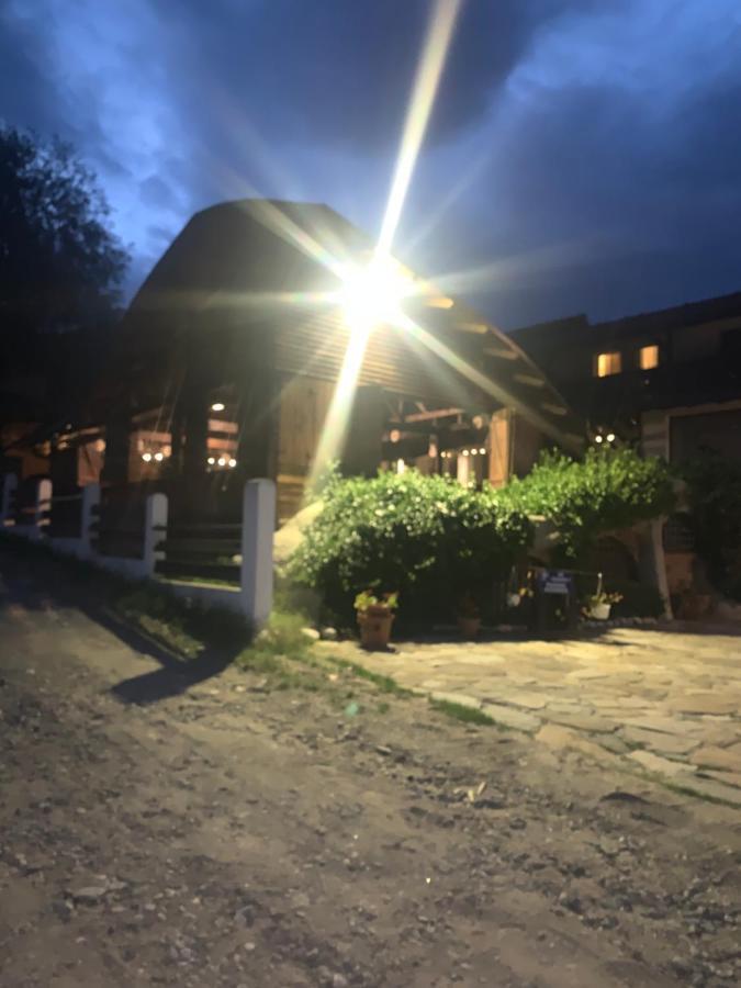 No Comment Rustic 호텔 쿠티에데아게스 외부 사진